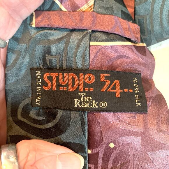 STUDIO 54 Neck Tie Lavender Geometric 100% SILK Necktie Vintage Made Italy 58" - Picture 3 of 4